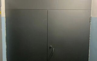 тамбурная стальная дверь с нитроэмалью